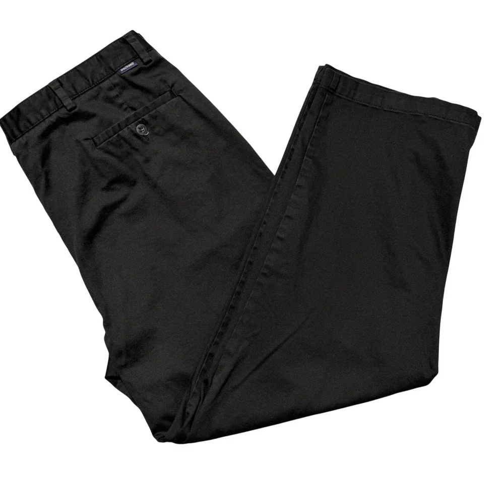 Dockers Mens 42x30 Black Pleated Chinos Stretch Cotton Straight Leg Pants